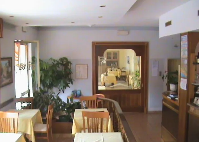 Hotel Savoia 2*