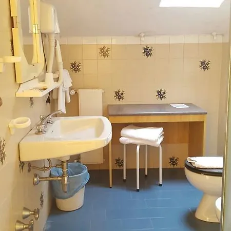 Hotel Savoia 2*